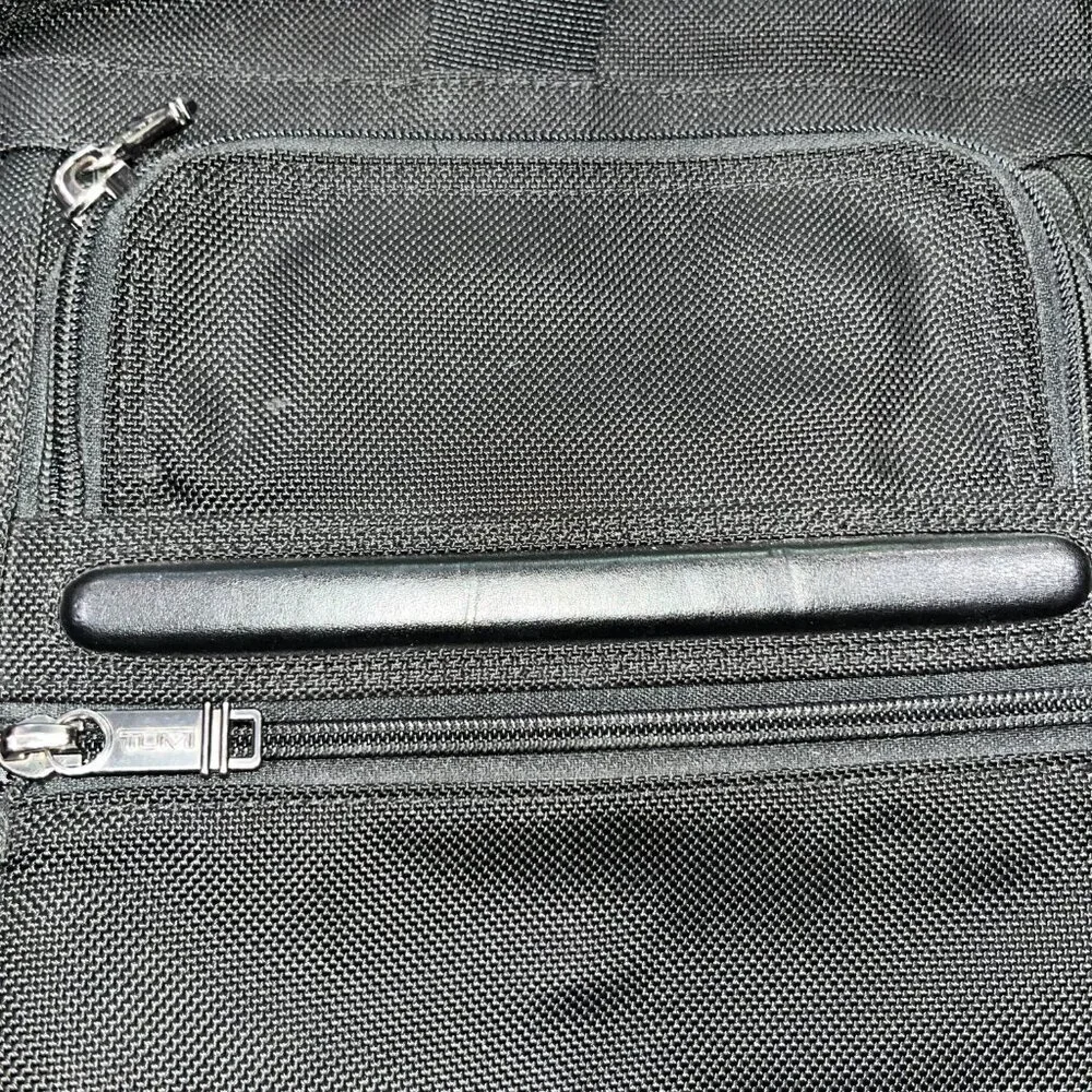TUMI 26516D4 Compact Large Screen Nylon & Leather Computer Brief Case Black EUC